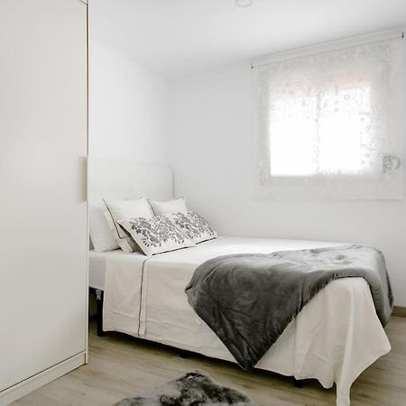 Habitaciones Bonitas Y Comodas L'Hospitalet de Llobregat Dış mekan fotoğraf