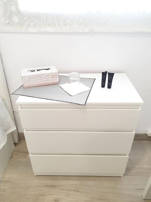 Habitaciones Bonitas Y Comodas L'Hospitalet de Llobregat Dış mekan fotoğraf